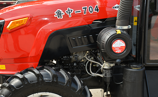AG电子-600型拖拉机